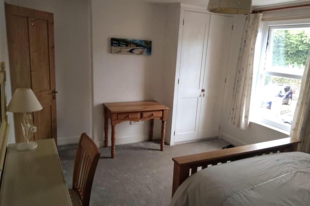 Welcoming Cottage In Chichester Near City Centre المظهر الخارجي الصورة