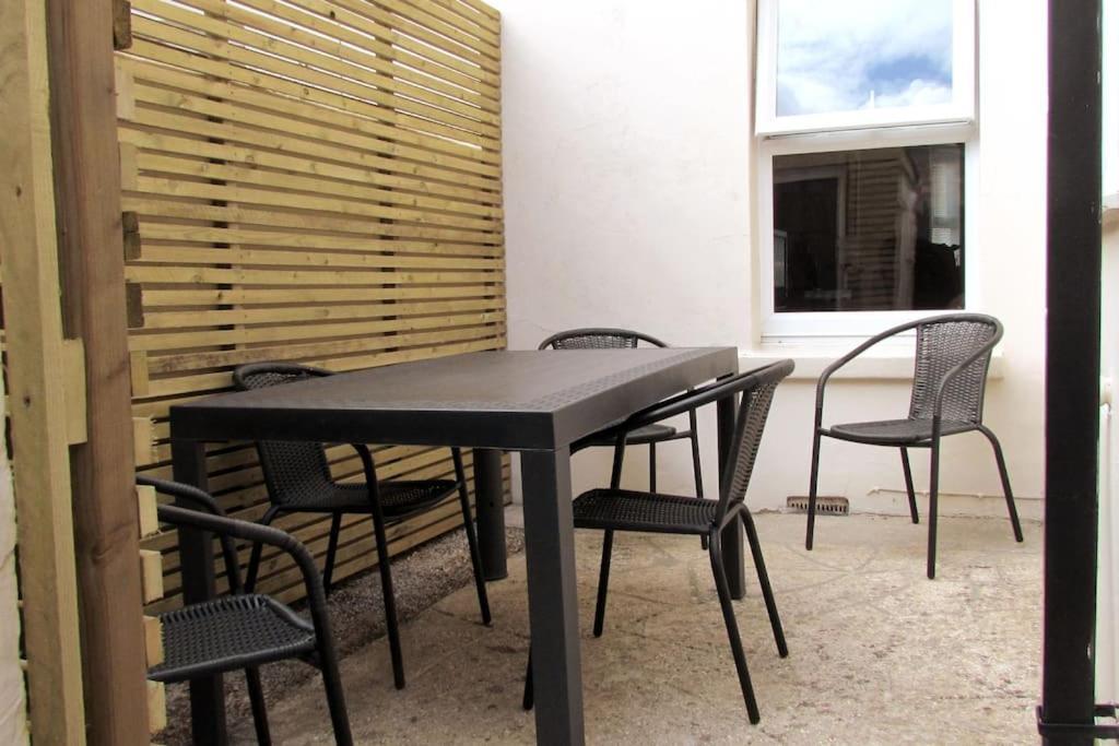 Welcoming Cottage In Chichester Near City Centre المظهر الخارجي الصورة